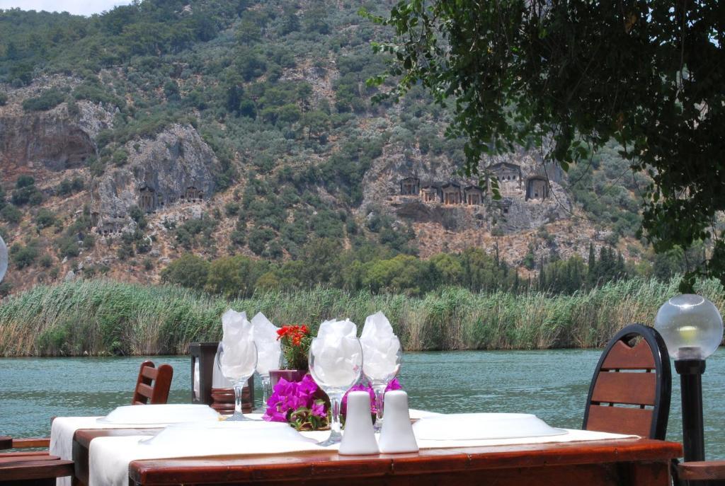 Myra Hotel Dalyan Buitenkant foto
